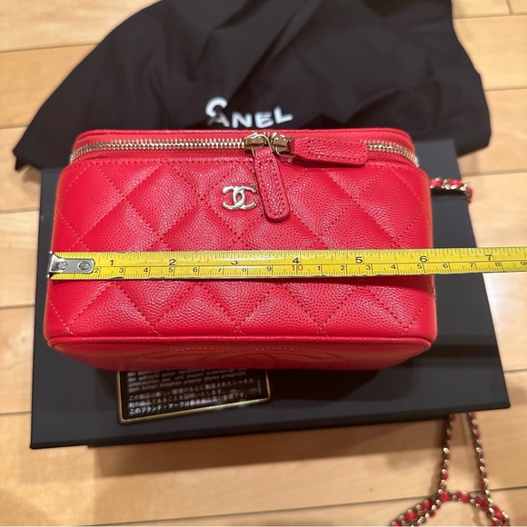 Chanel classic mini vanity with chain. Bright red color, caviar leather - Picture 8 of 14